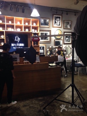 “第七天摄影”的光影邂逅 天津大悦城店的写真服务全解析